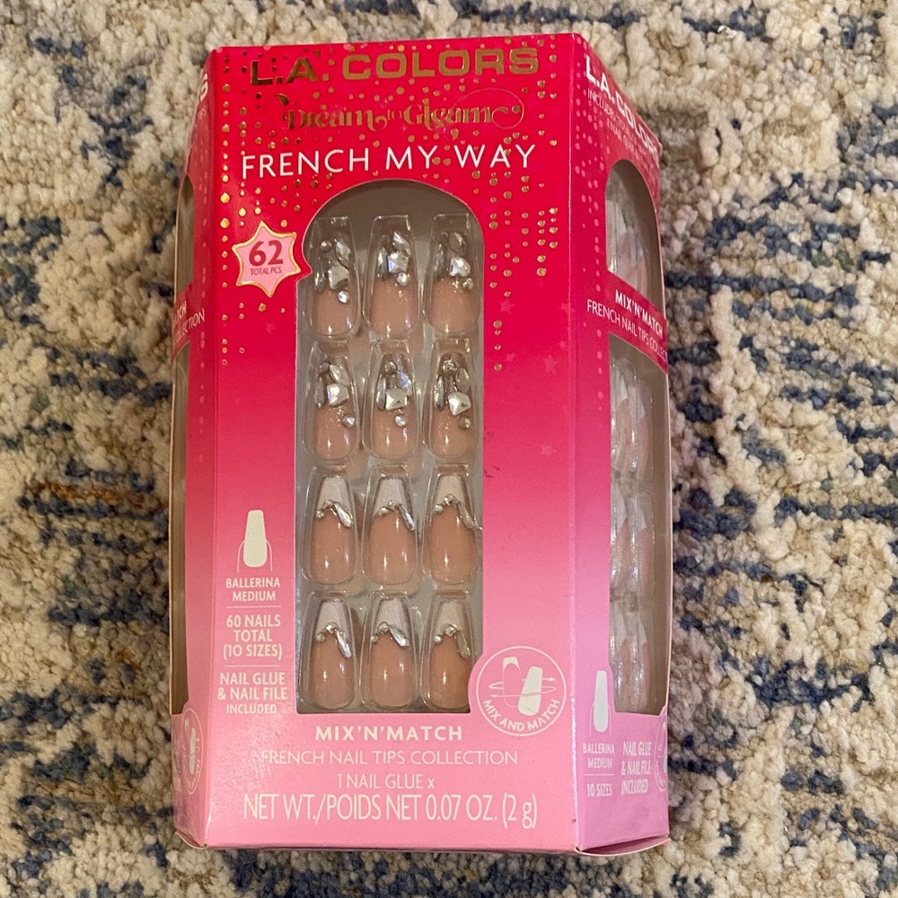 L.A. Colors French My Way Nail Tips - Pink